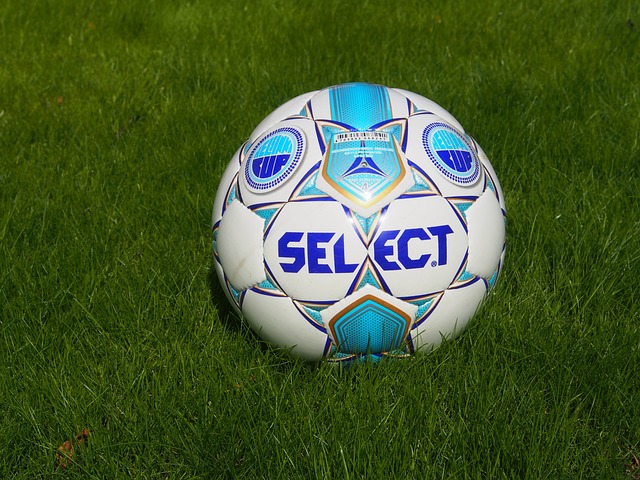 色的三分球 色的三分球